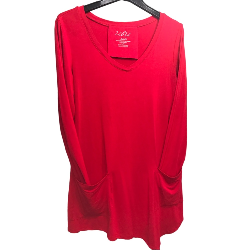 UBU Earth Red Blouse wit Two Front Pockets Size L/G.